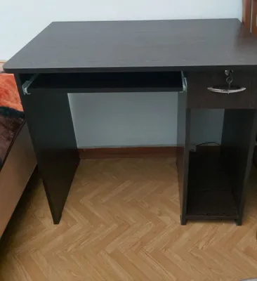 письменный стол