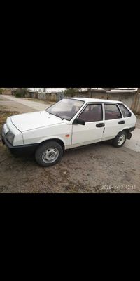 Ваз 2109 Спутник 1989 года с новыми запчастями на Двс, КПП и инструм.