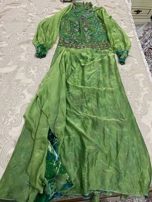 Дубайский платье