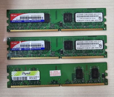 Оперативки DDR 2 - 800 по 1 Gb 3шт. Цена за всё