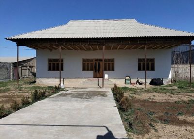 Срочно продам дом 6 соток на Янги Узбекистан. ТЦ Рабад.