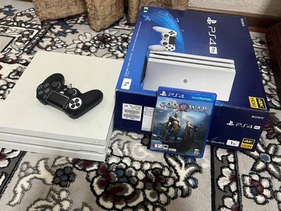 Playstation 4 Pro 1TB