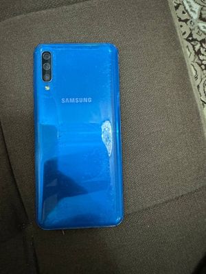 Sotiladi samsung A 50