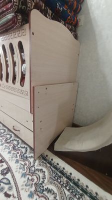 Детиски крават сродни сотилади