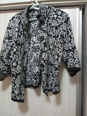 продам жемпер qalin kostyum