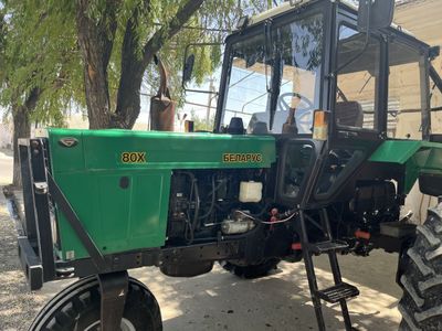 belarus traktor mtz 80x sotiladi 2023 yil 700 soat ishlagan