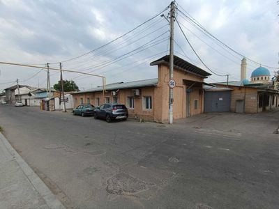 ул.Обишир меч.Ислом-Ота мах.Джурабек 3,75сот 5ком 122м2 под Постройку