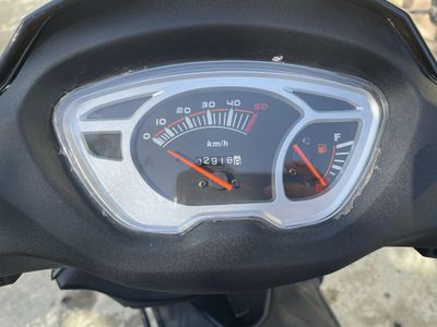 Skuter sotiladi narxi 750$