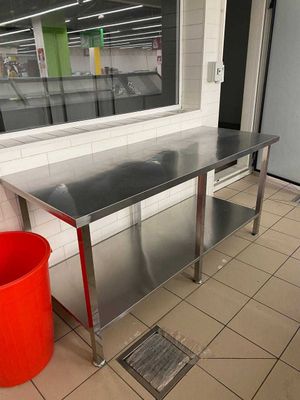 Продаются столы из нержавеющей стали