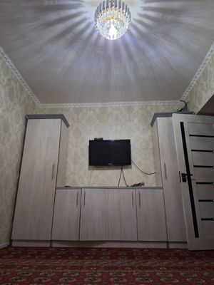 Ижарага 1 хонали квартира шарк бозор йонида