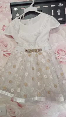 Продаётся кофта с юбочкой.