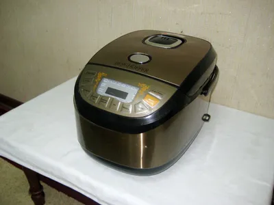 Мультиварка BERGHOFFER рабочим состоянии!