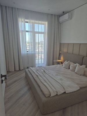 Буз Базар ЖК Silk Road 2 ком 8 этаж 9 этажка все ест фото реално