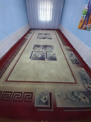 Гилам сотилади холати яхши