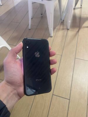 Iphone XR 64 gb holati rasmda