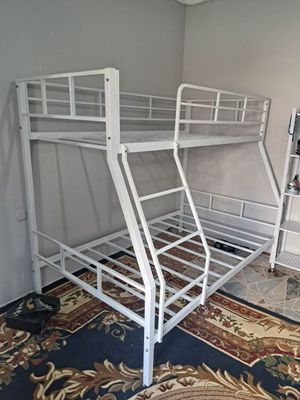 продам двух ярость ний кровать отличное состояние