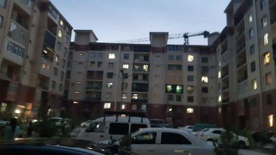 Тошкент ш.Яшнабод т.Кадишева ёнида 63 кв евро ремонт квартира сотилади