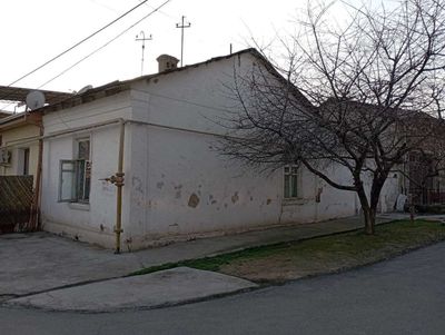 Yunusobod Chinobod sanatoriya yonida hovli sotiladi