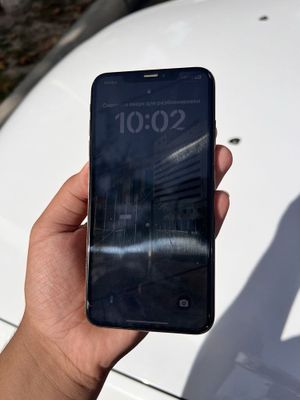 Iphone xs max kar dok bor