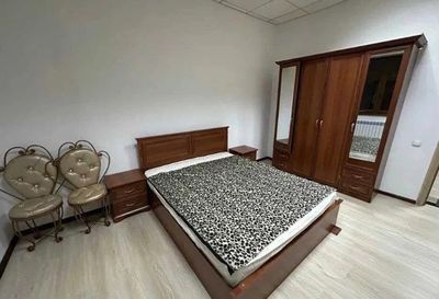 Оилалилар, талабалар учун Новза метроси ёнида ижара бор