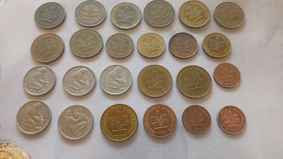 Продам коллекционные монеты (СССР / зарубежные