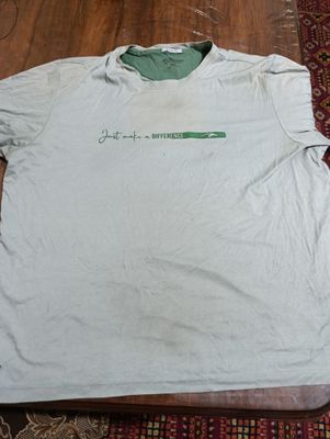 Erkaklar futbolkasi