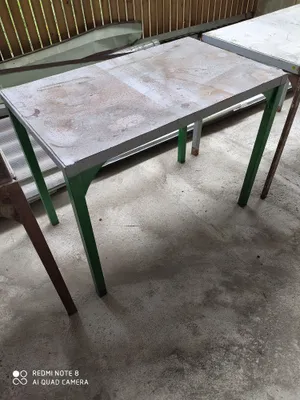 Стол kалин темир листдан ва профилдан