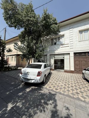 Вдоль дороги сдается помещение под офис на Мукими