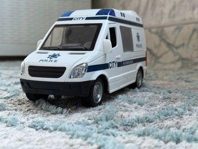 Машинка полицейского