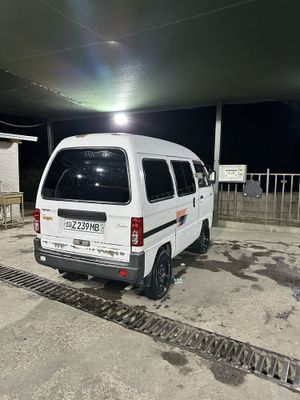 Chevrolet damas srochni sotiladi