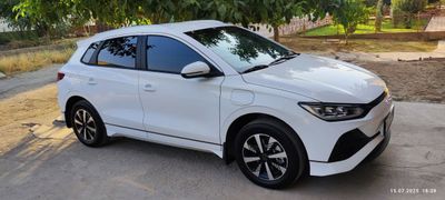 BYD E-2 LUXSURY 2025 YIL 3 000 KM yurgan kraska toza polniy tanirovka