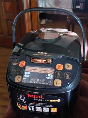 Мультиварка "Tefal" в отличном состоянии