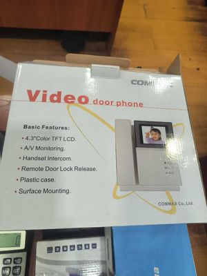 Продаётся домофон COMMAX