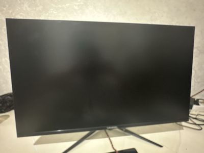 Monitor 100hz 1oy ishlatilgan