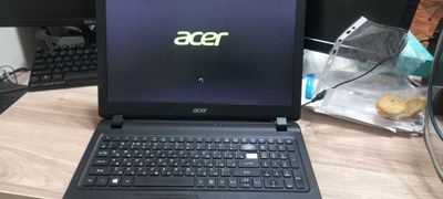 Продам ноутбук Acer ES1-533