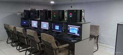 Срочно Продаётся игровой компьютер комплект 10 компьютер