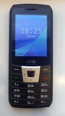 Телефон Artel X3 бу