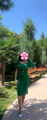 платье прадается