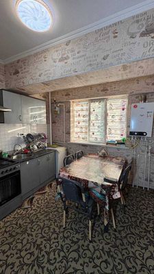 Медиапарк Шахар хокимяти 3 қаватда 2 хонали квартира сотилади.ID: 1408