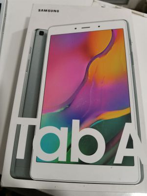 Планшет Тab A Samsung сотилади.