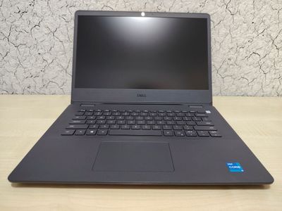 Noutbook Dell Vostro core i5 1135G7