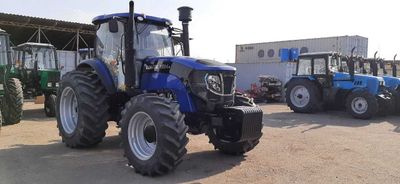 Traktor Lovol 1654 - Lizing