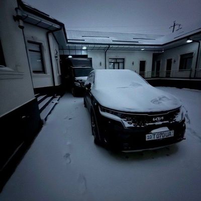 Kia Sorento sotiladi Yevro 6 furaga obmen bor