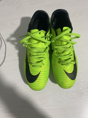 Nike mercurial.