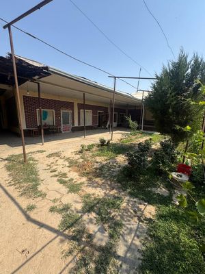 Yuqori Xasanboyda 4sotix hovli sotiladi
