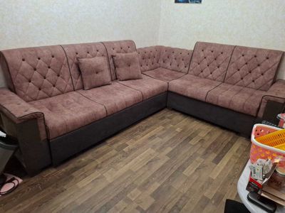 Продаётся угловой диван, раскладной.