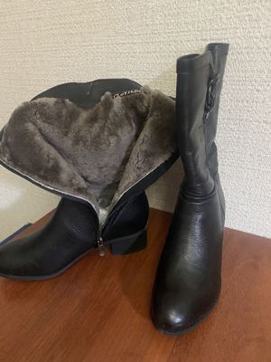 Женские зимние сапоги