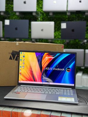 ASUS VIVOBOOK OLED, Ryzen 3 7320U, 8GB DDR5,512SSD