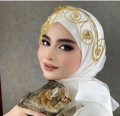 ayollar uchun diyadema