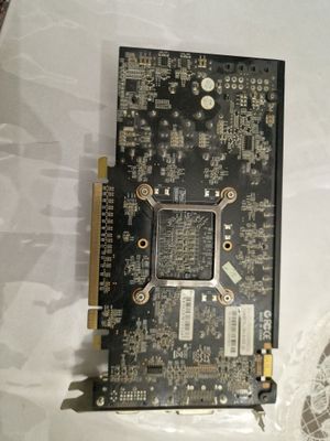 Axle gtx 560 1gb